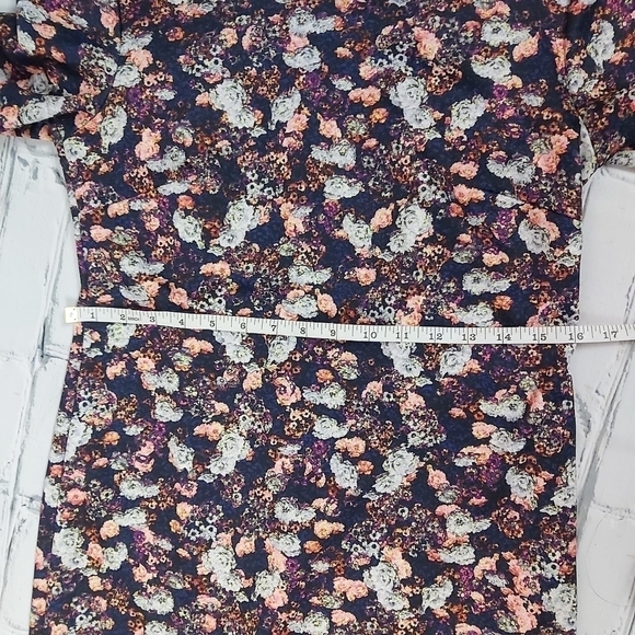 CeCe Floral Sheath Dress - Picture 11 of 12